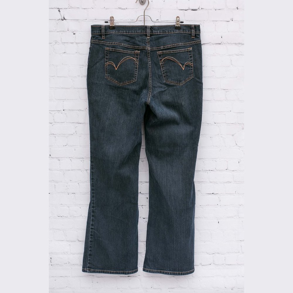 Venezia by Lane Bryant Stretch Flare Jeans • Dark Wash • Womens Plus Size 16 - Picture 2 of 6